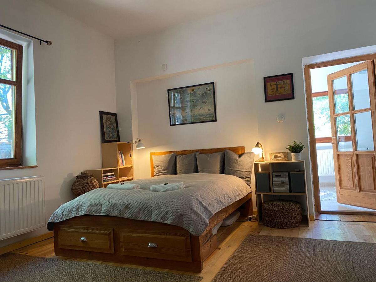 Rustic Cottage & Garden Retreat On Buda Hilltop Budapest Extérieur photo